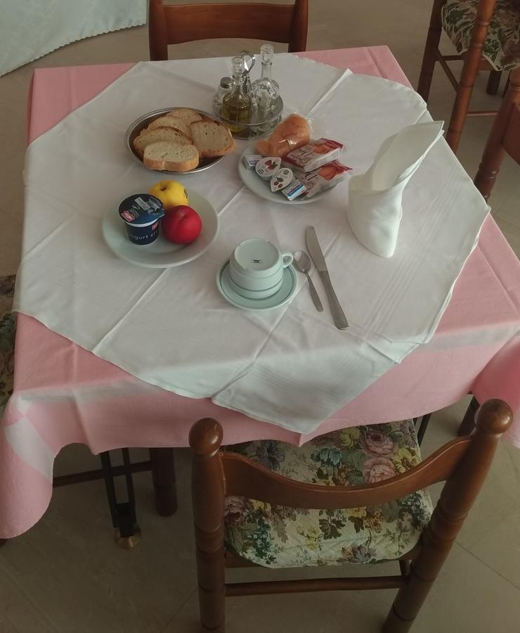 Casa Ospitalita San Giuseppe Panzió LʼAquila Kültér fotó